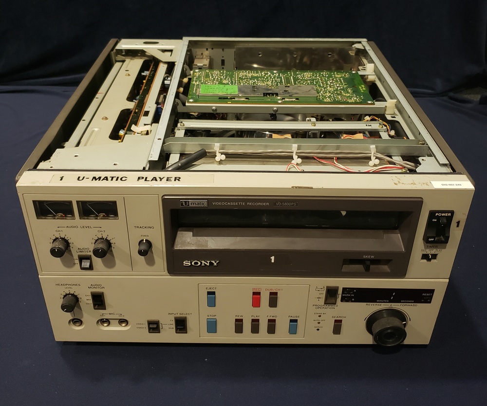 Sony Videocassette Recorder VO-5800PS