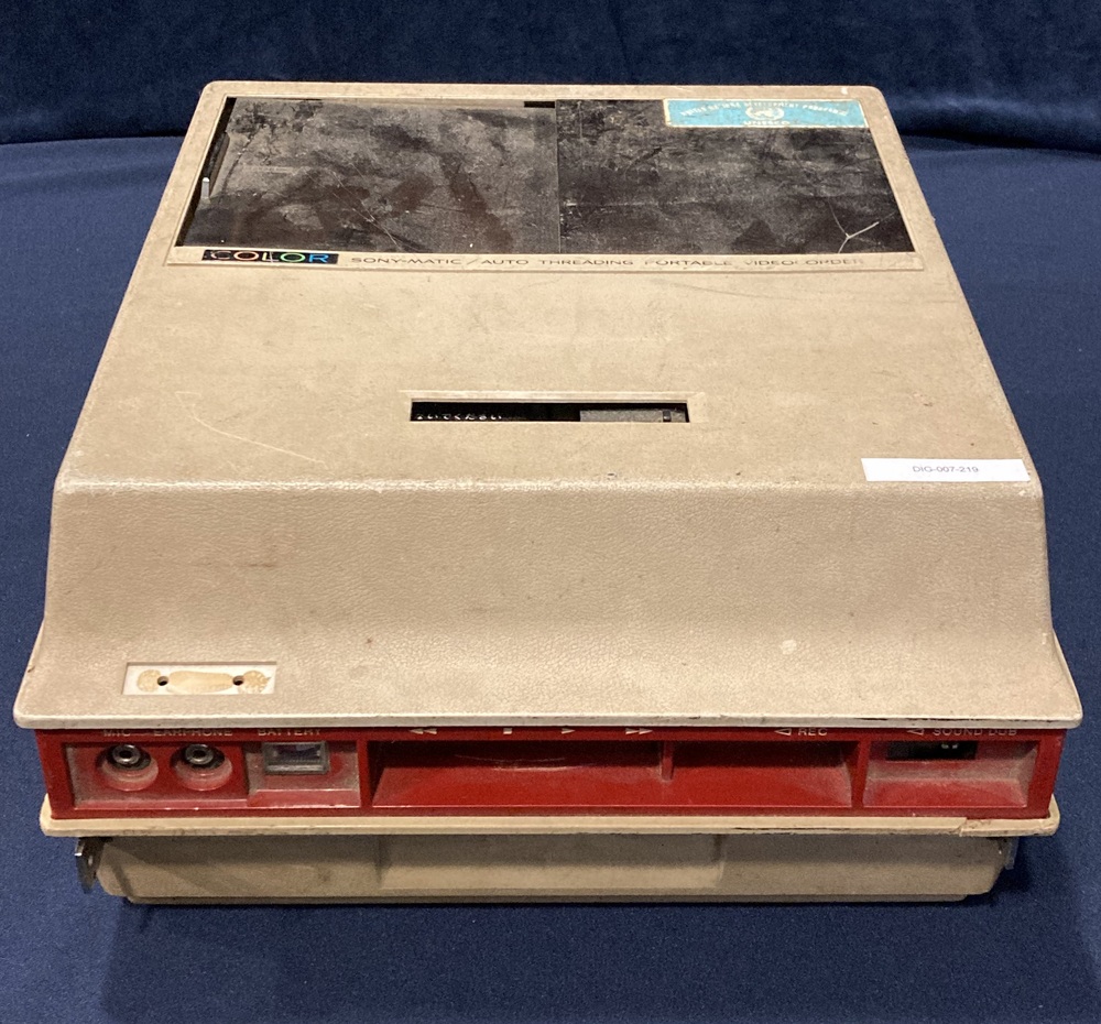 Color Sony-Matic / Auto Threading Portable Videocorder