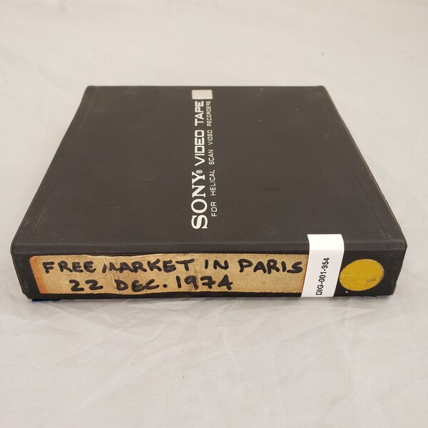 Free Market In Paris
22 Dec. 1974