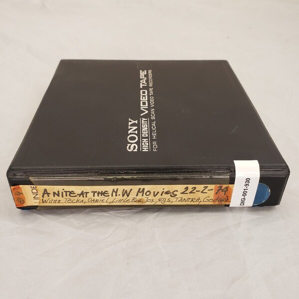 A Nite At The M.W Movies 22-2-74
With: Tecka, Daniel, Little Big Jos, 6TJs, Tantra, Godard