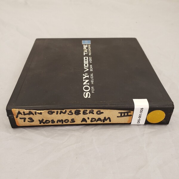 Alan Ginsberg III
73 Kosmos A'Dam