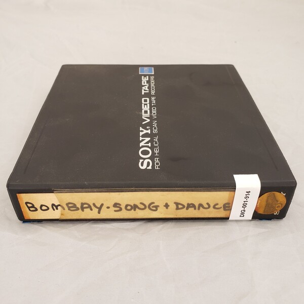 Bombay. Song + Dance
